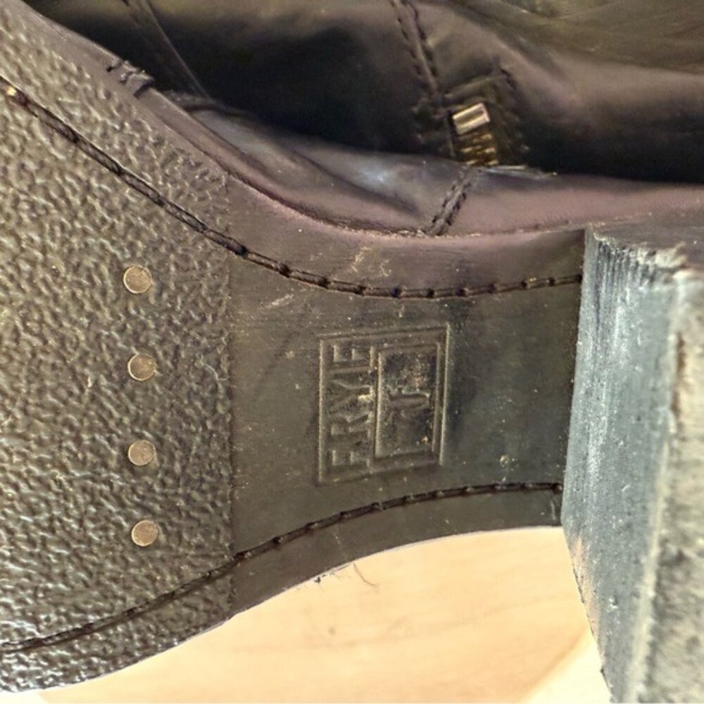 Frye Women’s Ankle Boot Patty Riding Bootie Black Leather Block Heel Size 7 - Picture 10 of 14